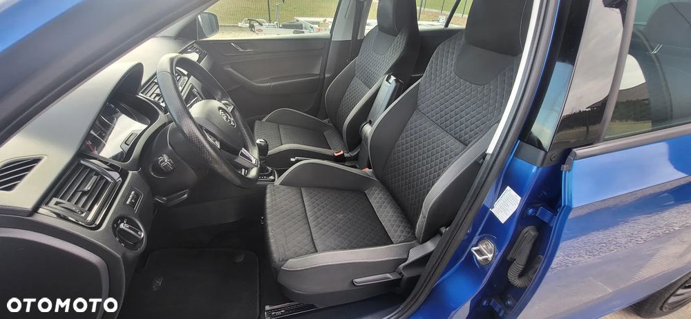 Skoda RAPID 1.4 TSI DSG Style - 11