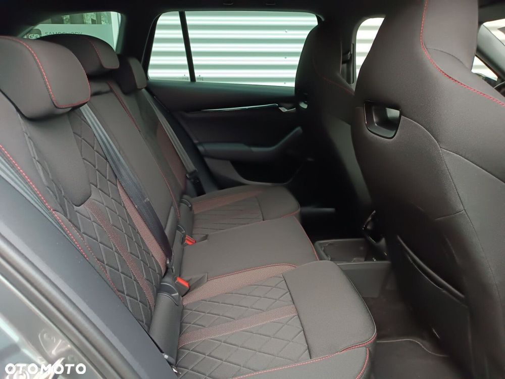 Skoda Octavia 2.0 TSI RS DSG - 37