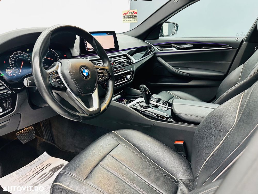 BMW Seria 5 520i Aut. Luxury Line - 33