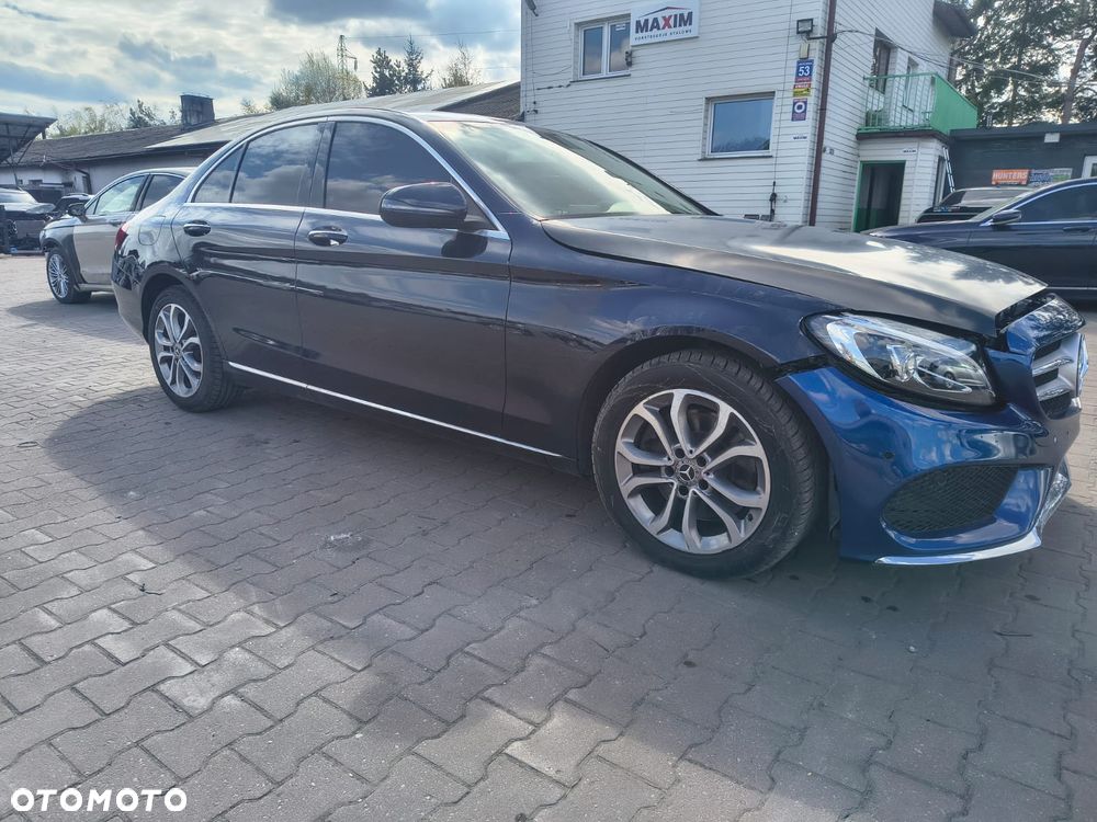 Mercedes-Benz Klasa C 300 4MATIC 9G-TRONIC - 6