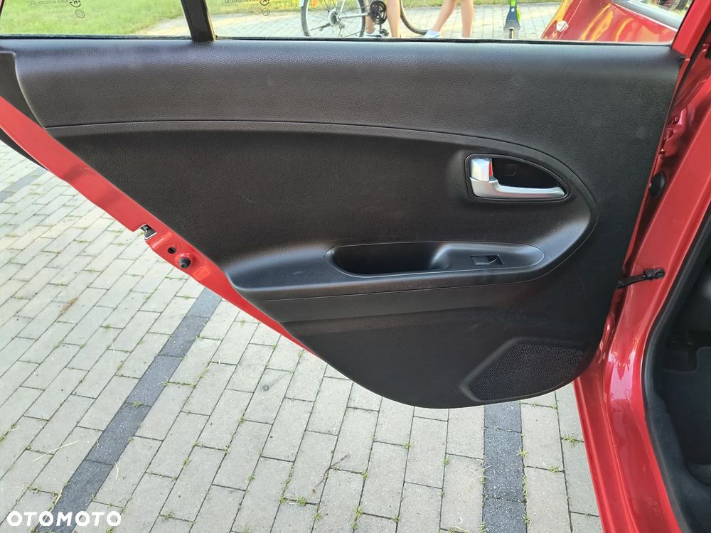 Kia Picanto 1.0 L - 19