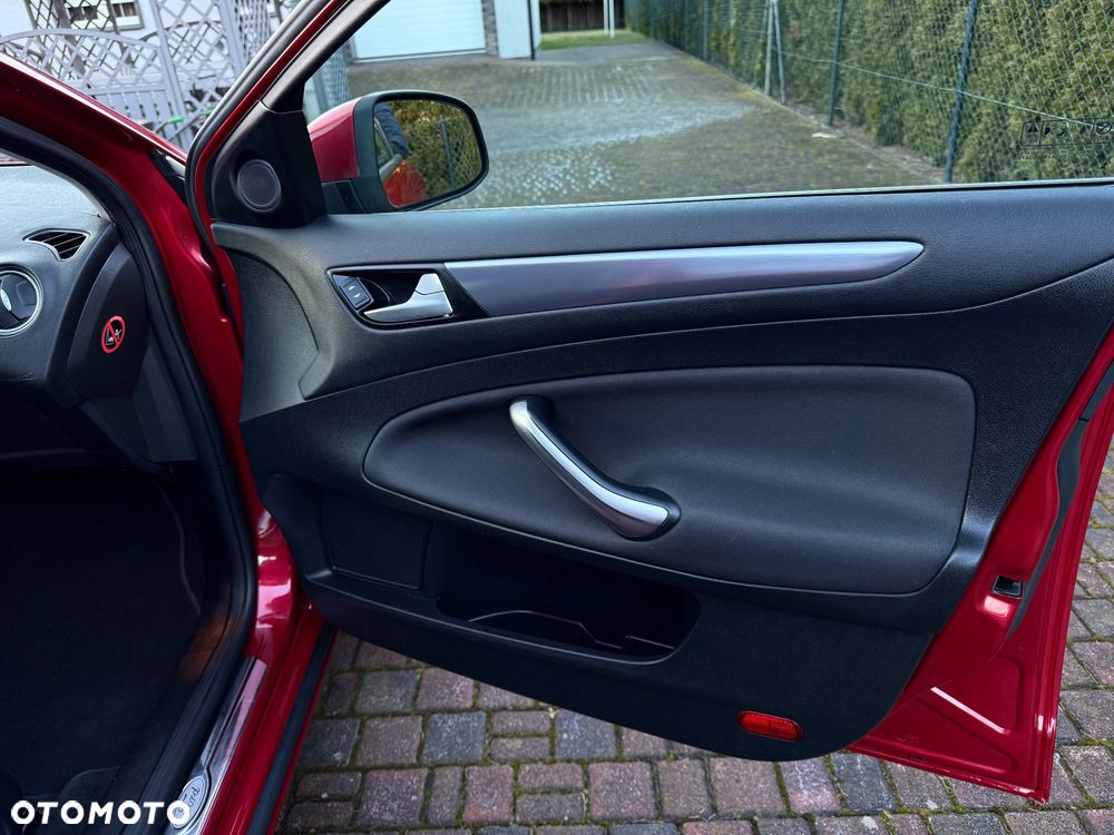 Ford Mondeo 2.0 TDCi Titanium X - 14