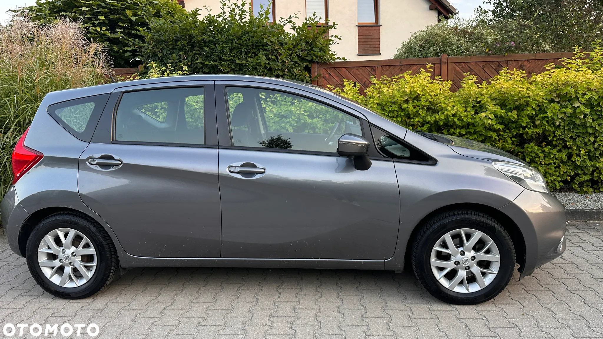 Nissan Note 1.2 Tekna EU6 - 32
