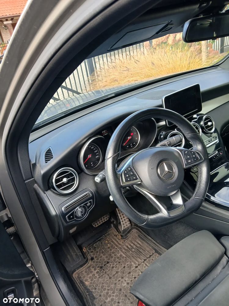 Mercedes-Benz GLC - 7