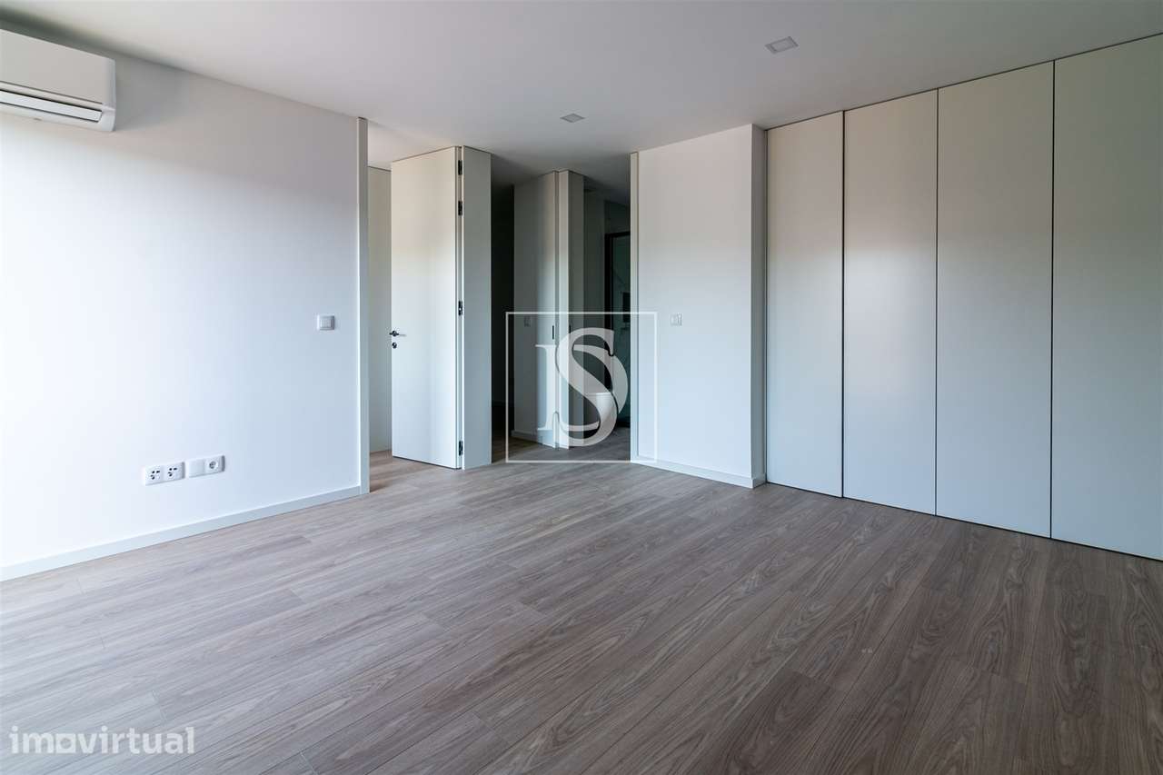 Apartamento T1+1 Arrendamento em Este (São Pedro e São Mamede),Braga - Grande imagem: 5/13