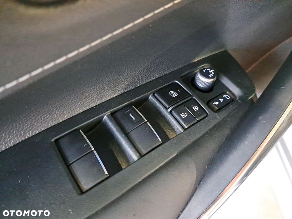 Toyota Corolla 1.8 Hybrid Style - 30