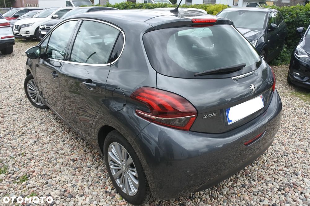 Peugeot 208 PureTech 110 Stop & Start EAT6 Allure - 4