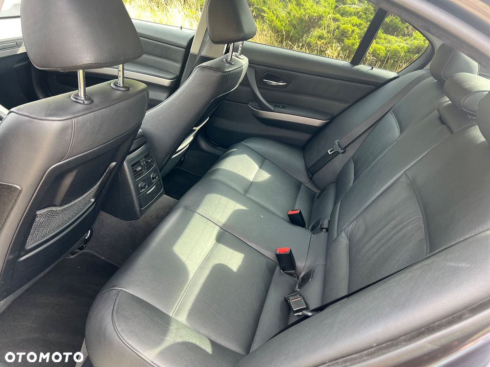 BMW Seria 3 330xd DPF - 13