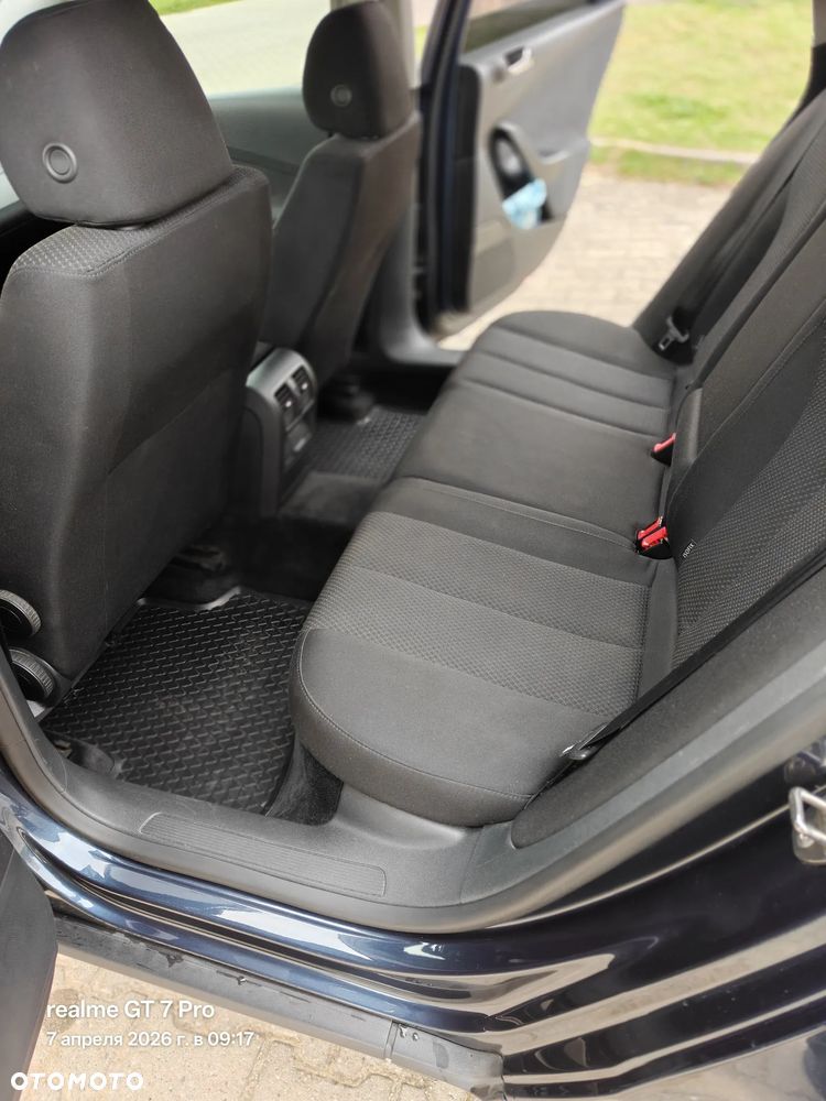 Volkswagen Passat 2.0 TDI Comfortline DSG - 10