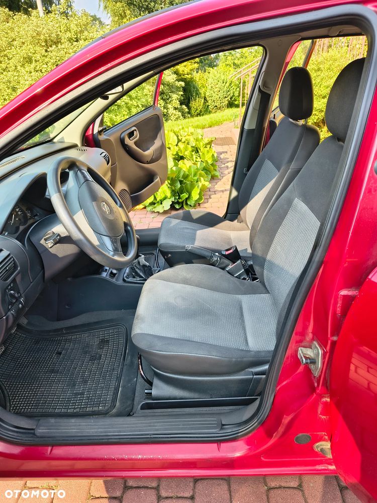 Opel Corsa 1.0 12V Essentia - 18