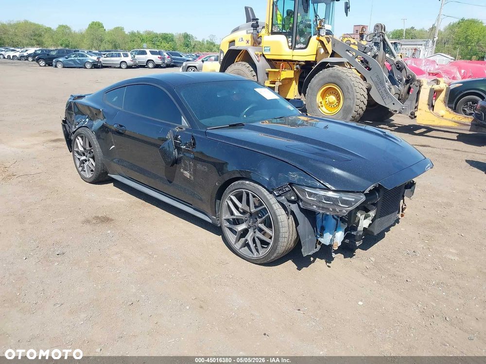 Ford Mustang - 2