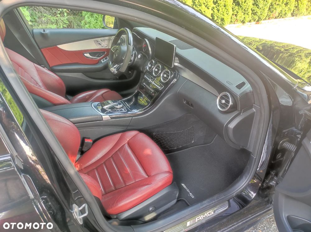 Mercedes-Benz Klasa C AMG 43 4Matic 9G-TRONIC - 10