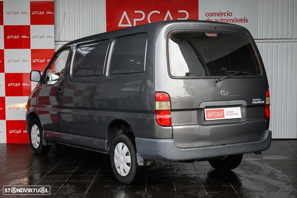 Toyota HiAce 2.4 D LXH12LG - 5