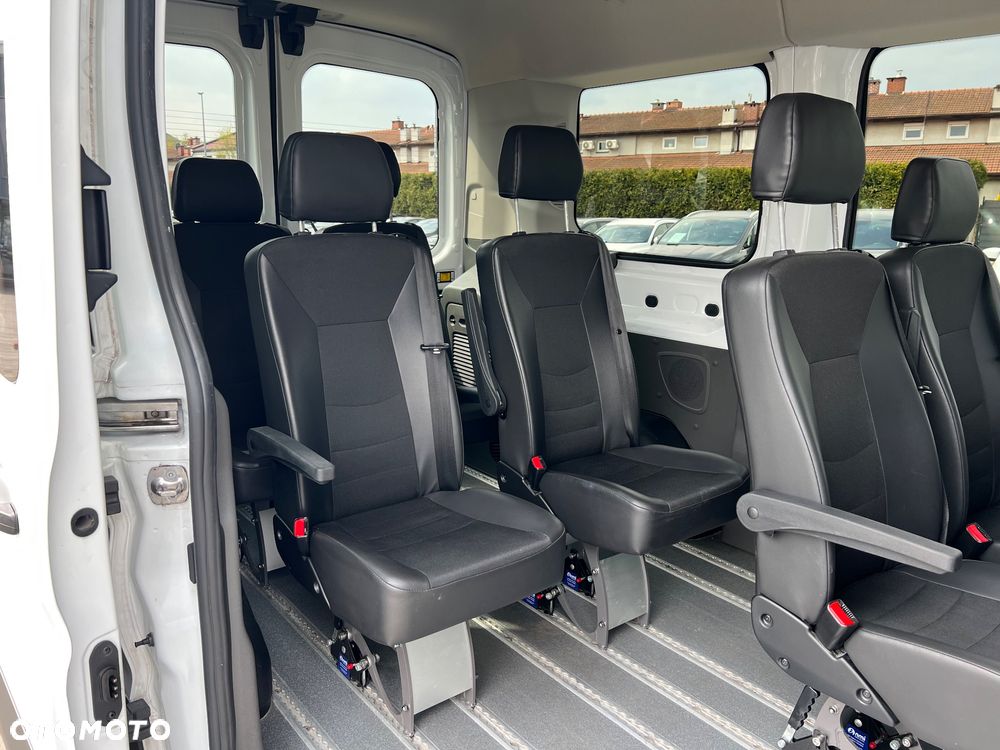 Ford Transit - 23