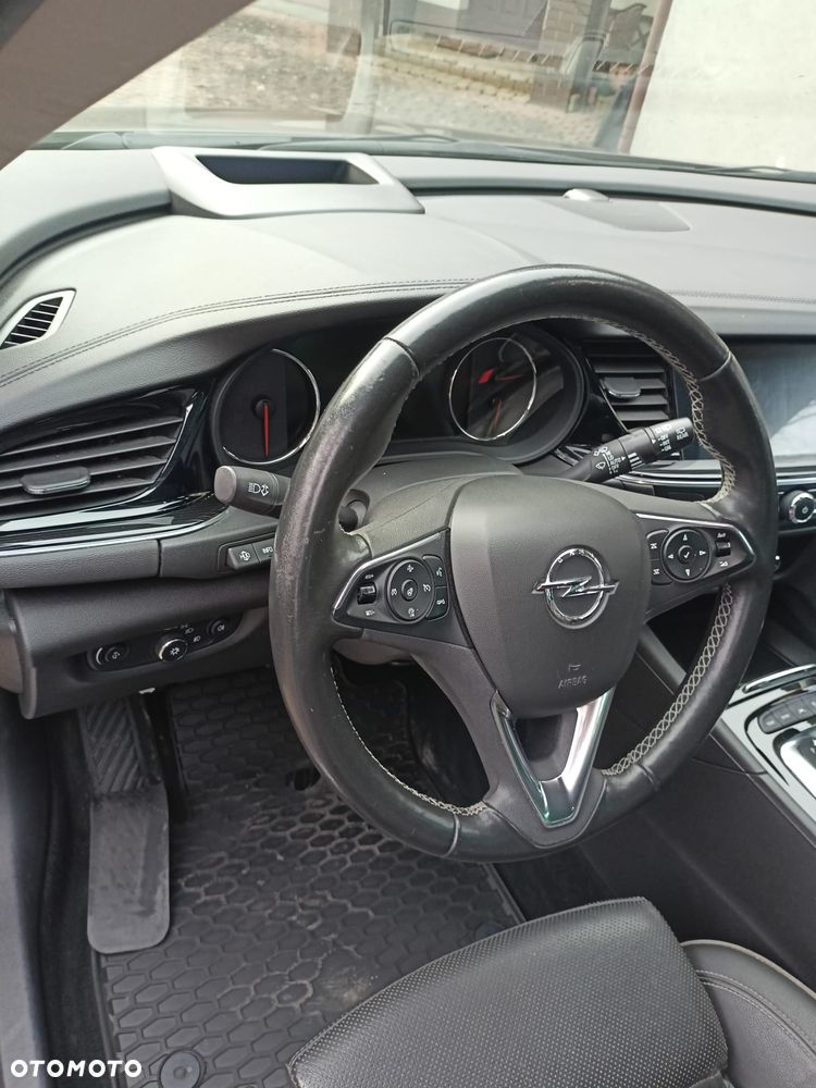 Opel Insignia 2.0 T 4x4 Innovation S&S - 14