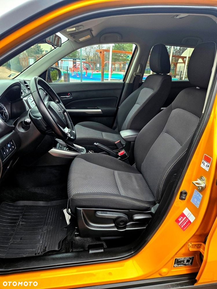 Suzuki Vitara 1.5 Dualjet Hybrid Allgrip AGS Comfort+ - 17