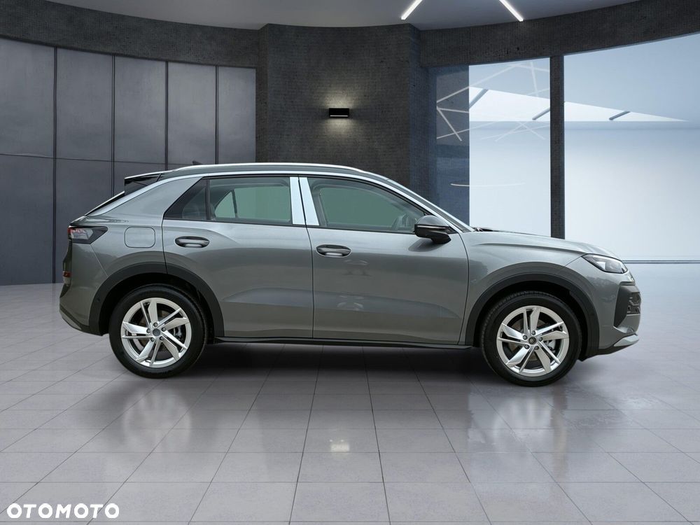 Volkswagen T-Roc - 4