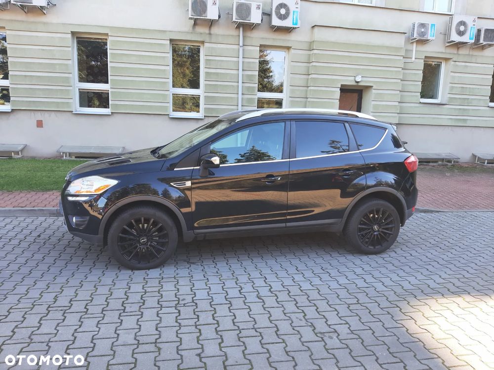 Ford Kuga 2.0 TDCi 4x4 Titanium - 21