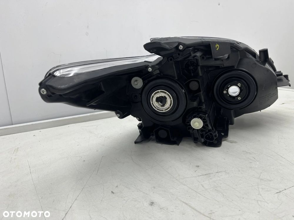 Lampa reflektor Toyota Prius 3 III Lift 12-16r. lewa przednia EU oryginał soczewka lewy przód 81170- - 12