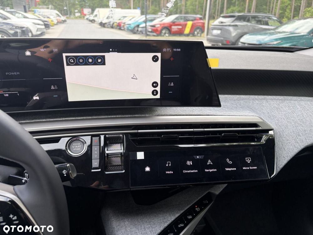 Peugeot 5008 1.2 PureTech mHEV Allure S&S e-DCS6 - 18