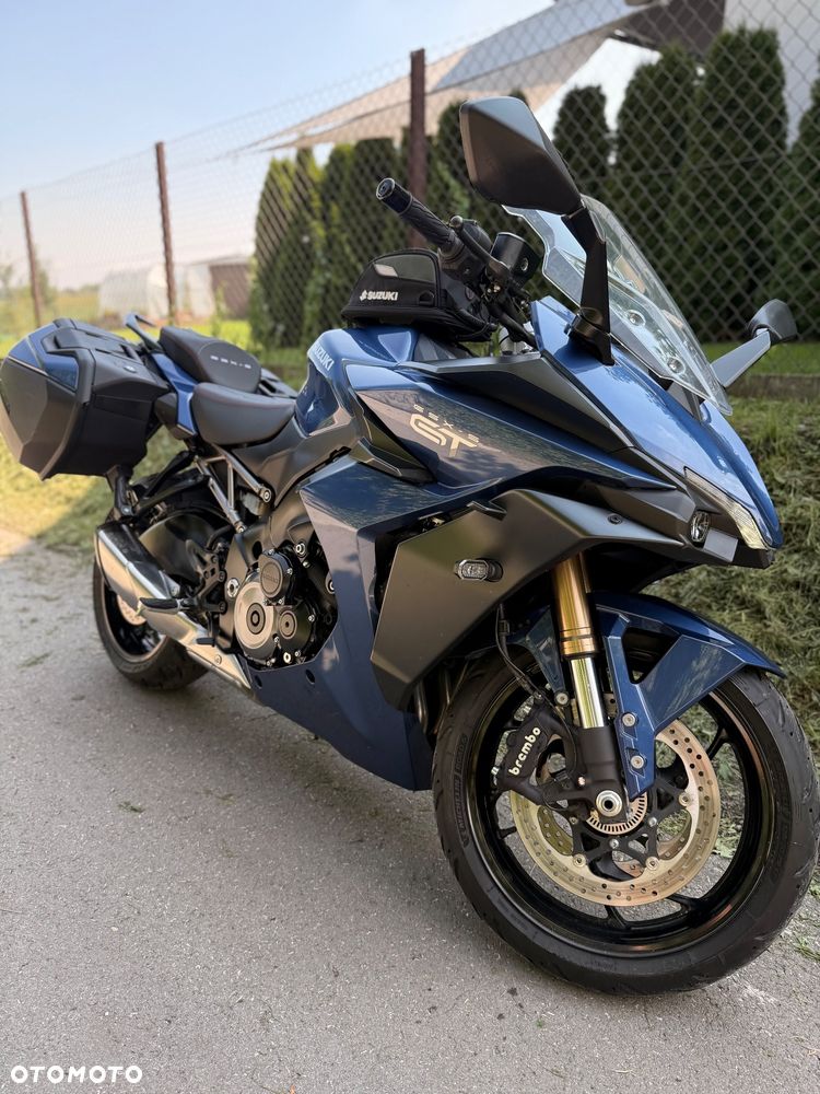 Suzuki GSX 1000 - 2