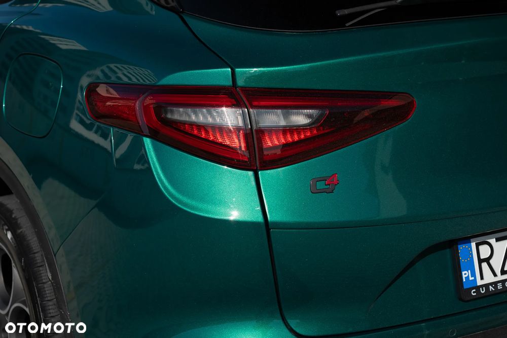 Alfa Romeo Stelvio 2.0 Turbo 16V AT8-Q4 Super - 7