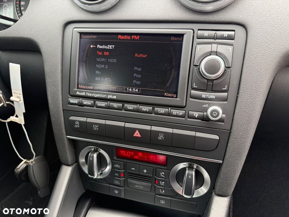 Audi A3 Sportback - 8