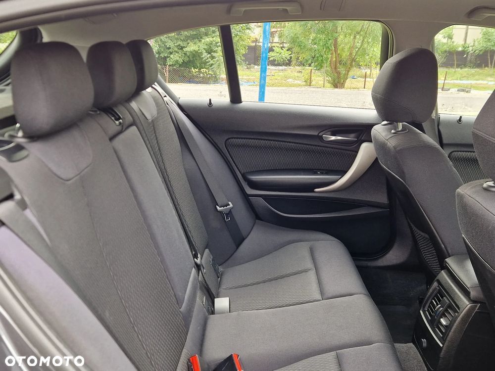 BMW Seria 1 116d EfficientDynamics - 21