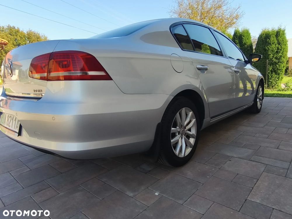 Volkswagen Passat 2.0 TDI Trendline - 6