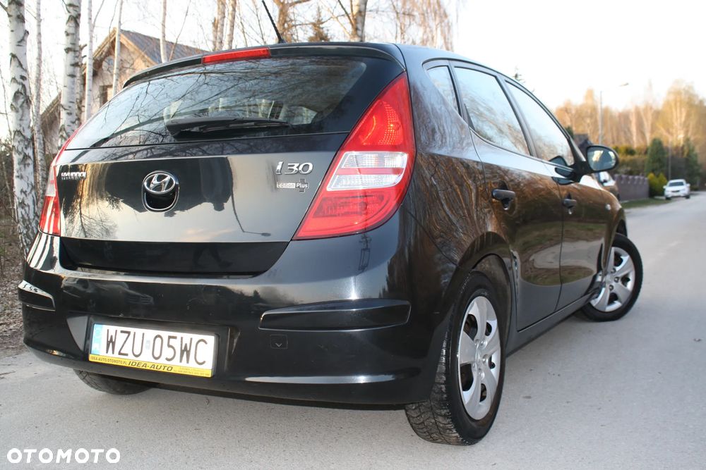 Hyundai i30 1.4 Classic + - 12
