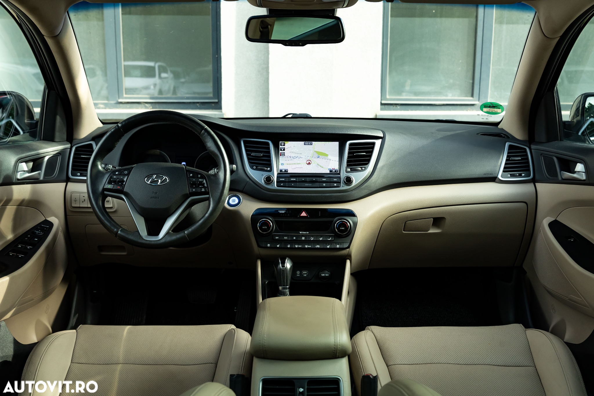 Hyundai Tucson 2.0 CRDI 4WD 6AT Luxury Pack+ - 28