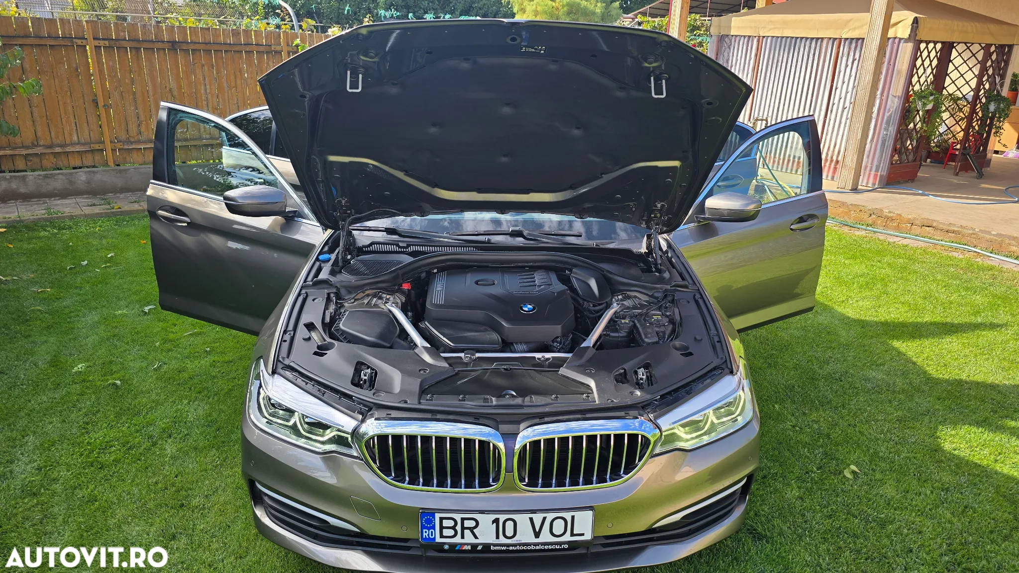 BMW Seria 5 520i AT - 20