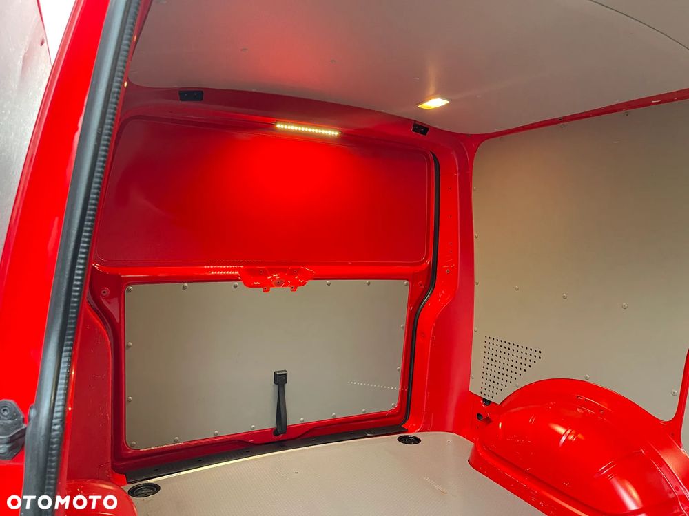 Volkswagen Transporter T6 L1H1 - 15