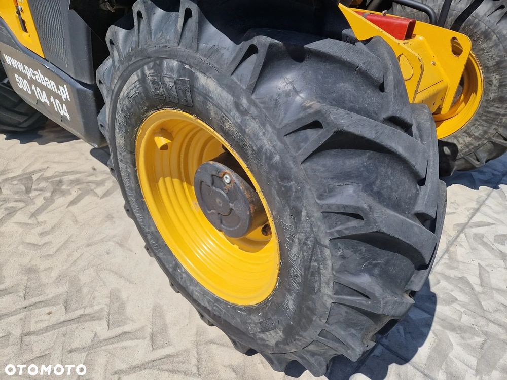 JCB 531-70 jak Manitou MT 732 P426 - 15
