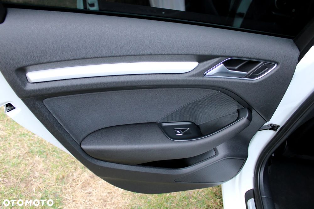 Audi A3 Sportback 2.0 TDI - 35