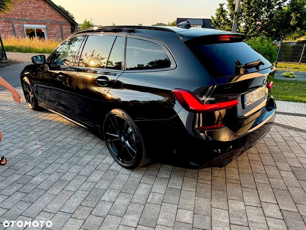BMW Seria 3 320d M Sport Shadow sport - 11