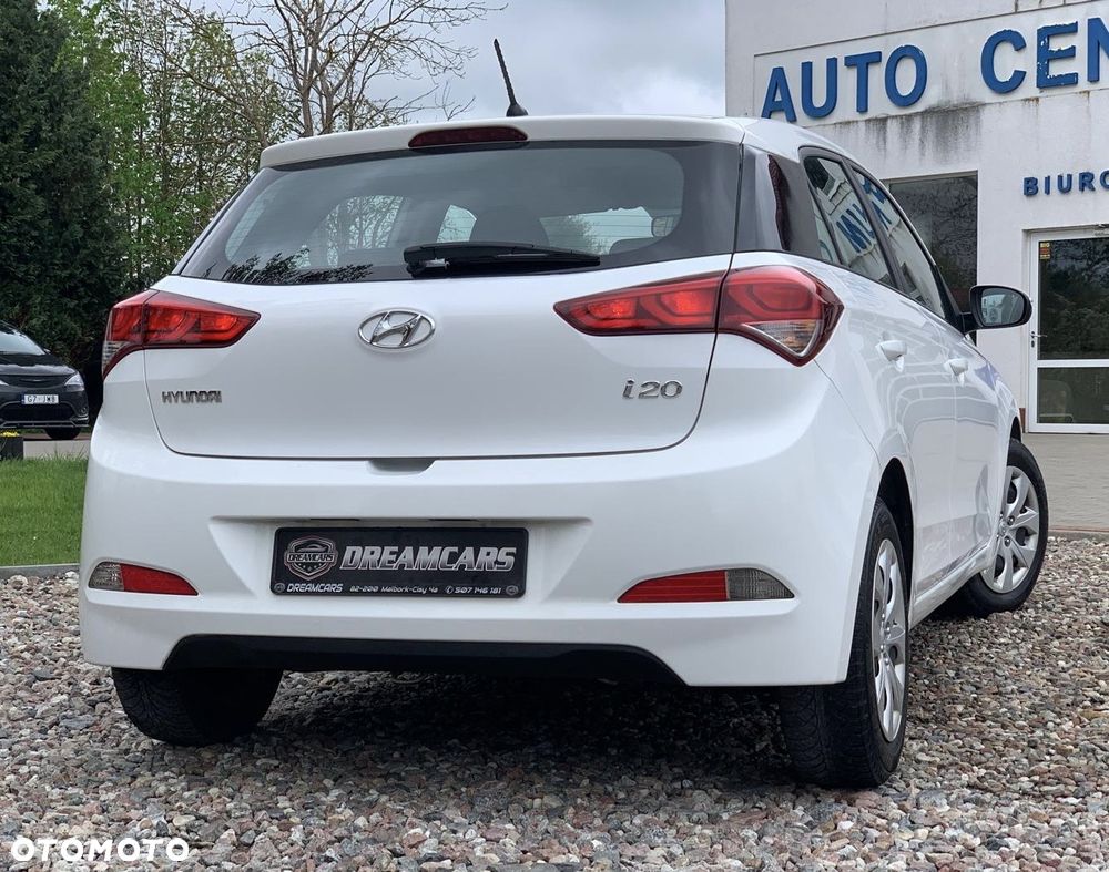 Hyundai i20 - 13