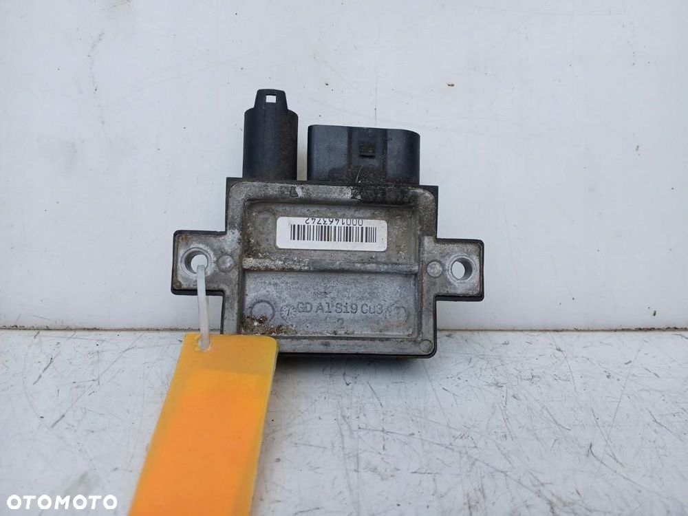 PRZEKAŹNIK ŚWIEC ŻAROWYCH BMW 3 E90 E91 320d 2.0D N47D20C AUTOMAT 778682107 - 2