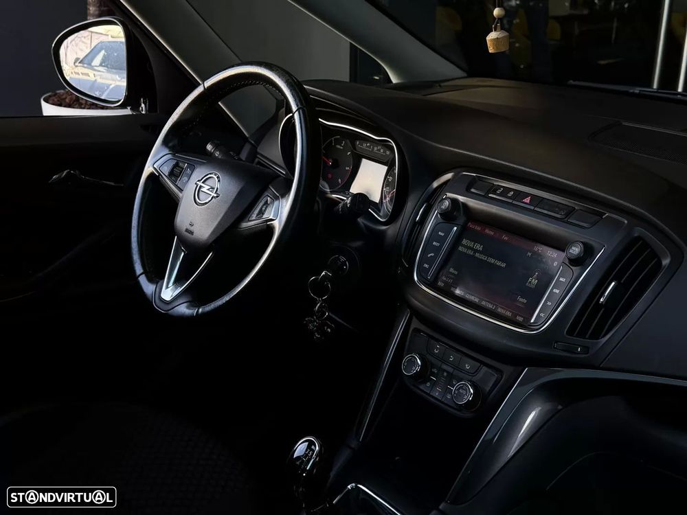 Opel Zafira 1.6 CDTi Innovation S/S - 39