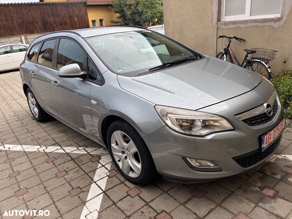 Opel Astra Sports Tourer 1.7 CDTI - 1