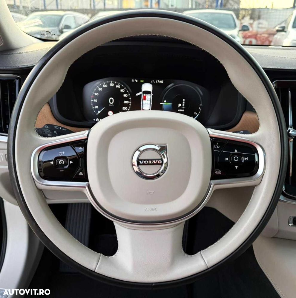 Volvo V90 - 23