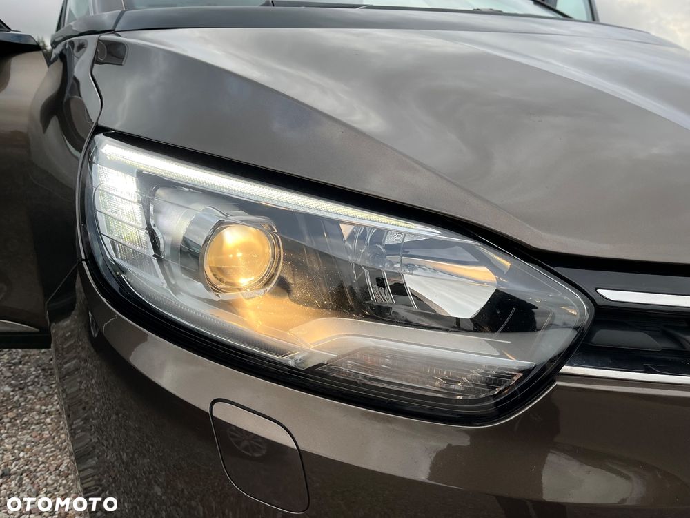 Renault Grand Scenic - 37