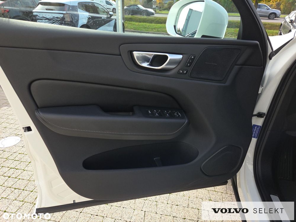 Volvo XC 60 B4 D AWD Geartronic Inscription - 23