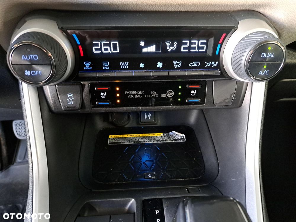 Toyota RAV4 2.5 Hybrid Executive 4x2 - 29