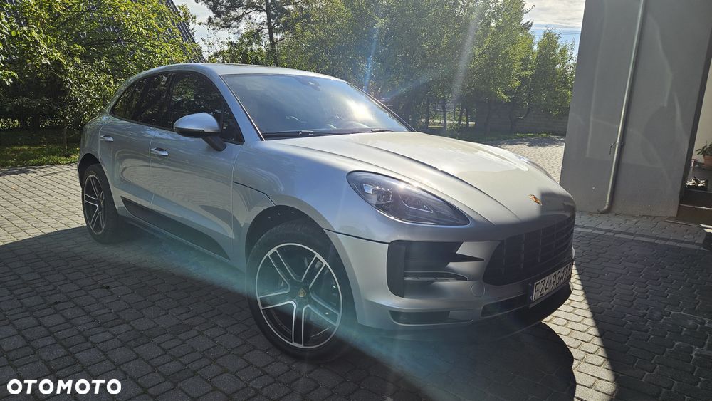 Porsche Macan Standard - 1