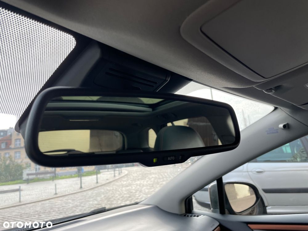 Toyota Avensis 2.0 Premium MS - 23