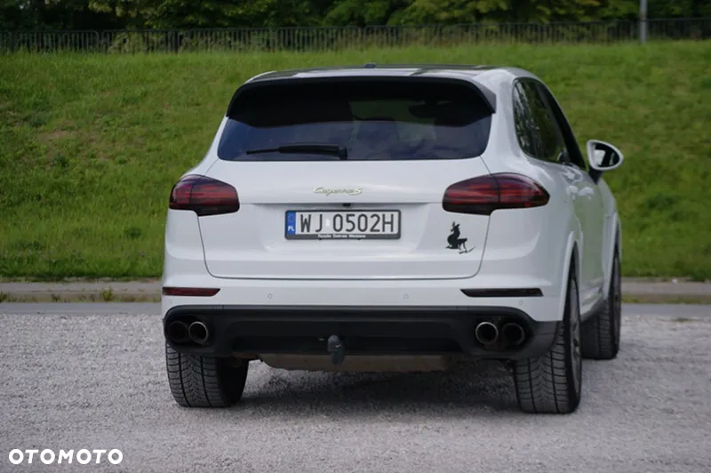 Porsche Cayenne - 14