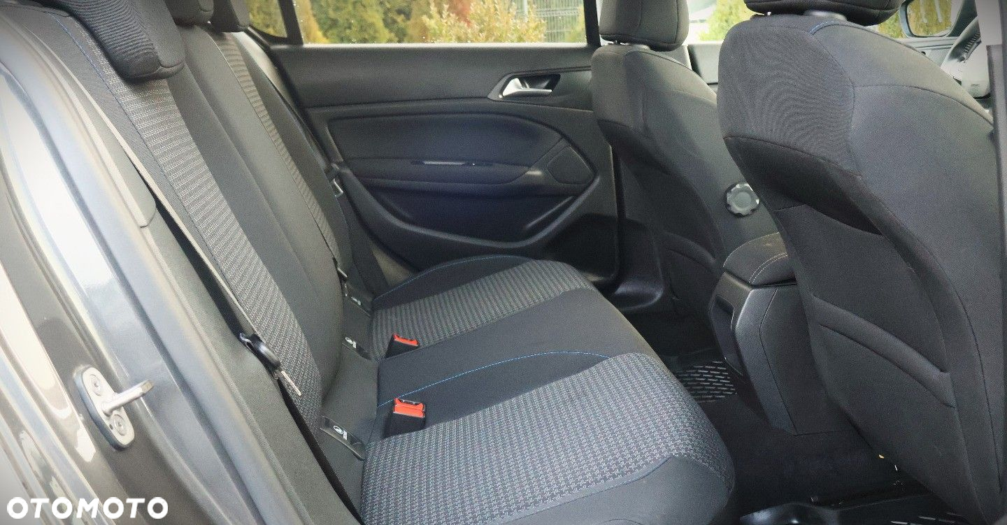 Peugeot 308 - 17