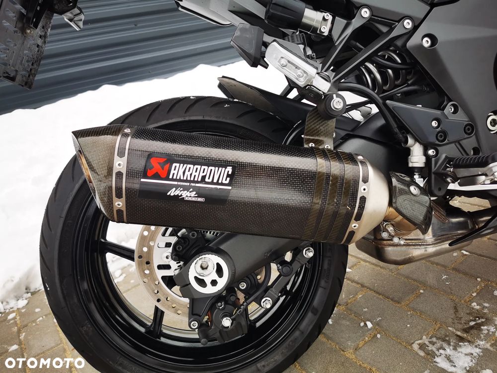 Kawasaki Ninja 1000 SX - 19