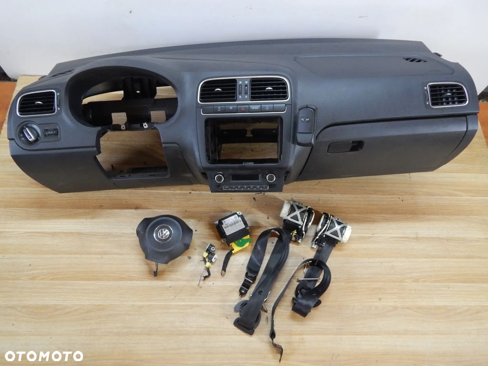Deska rozdzielcza kokpit pas bezp poduszka airbag VW Polo V 6R 09-17 Łuków części - 1